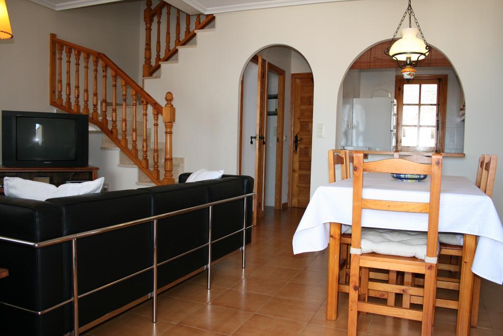 Bungalow Mediterraneo Santa Pola Phòng bức ảnh